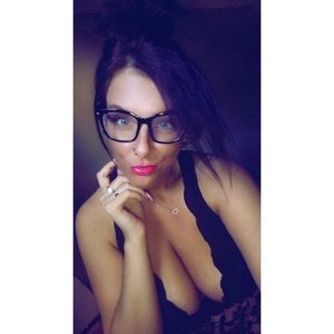 Meet your Posher, Jenna